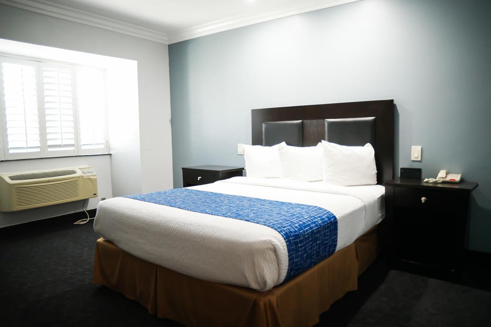 Days Inn By Wyndham West Covina Zewnętrze zdjęcie