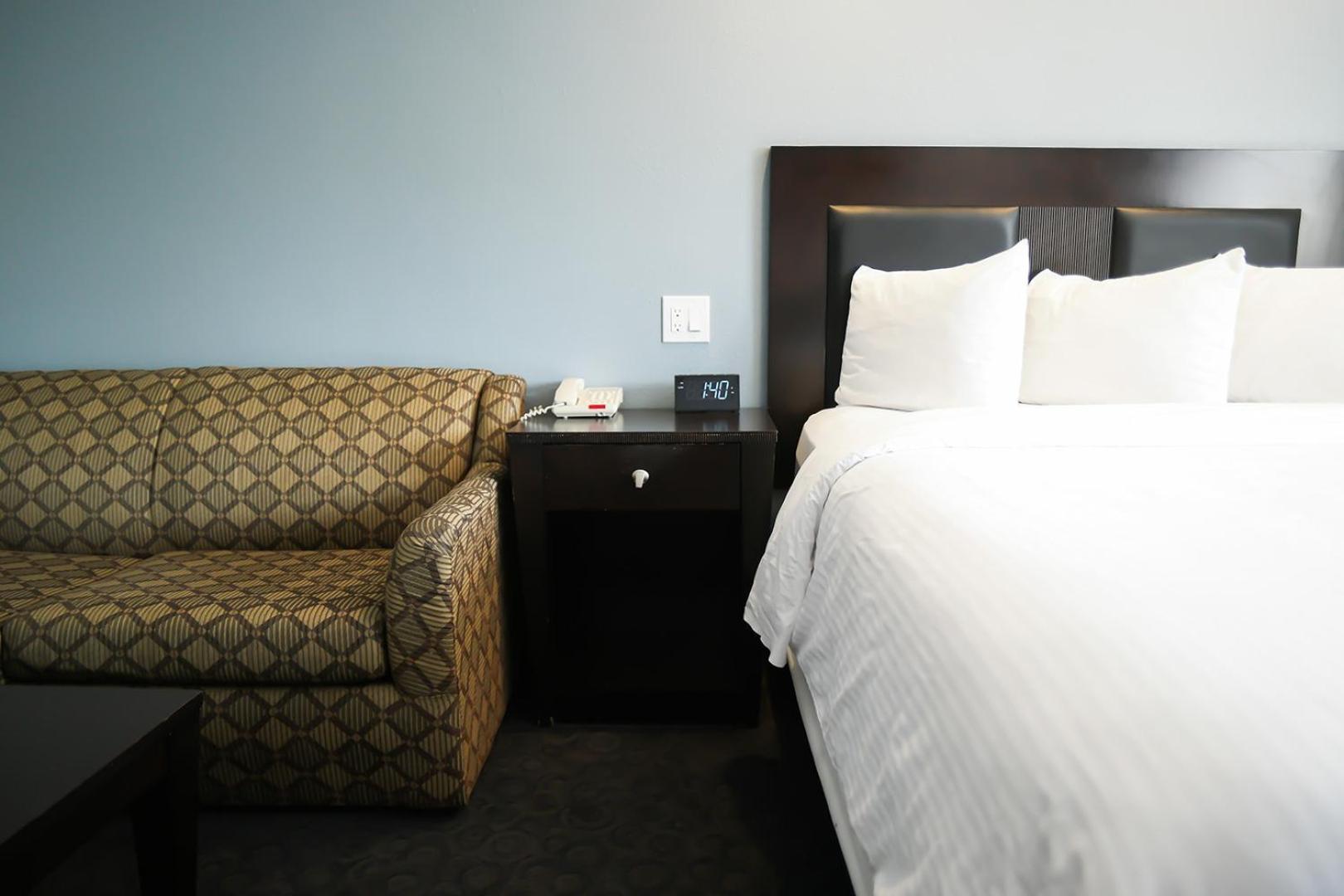 Days Inn By Wyndham West Covina Zewnętrze zdjęcie